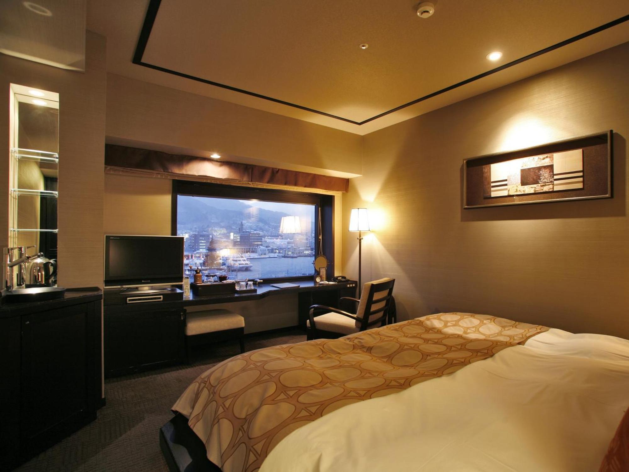 La Vista Bay 4*